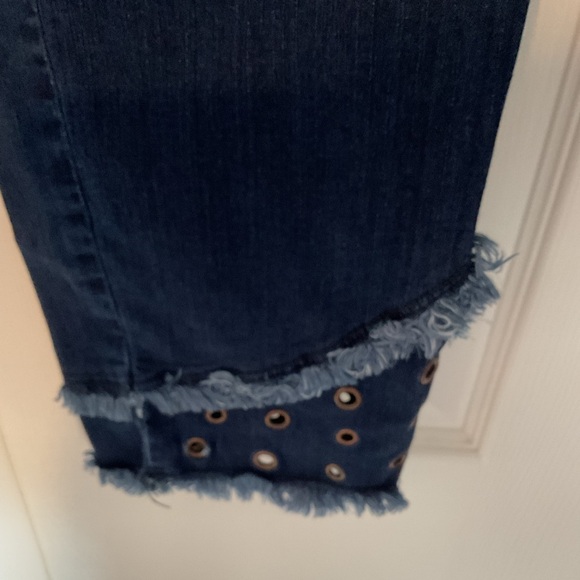 Belle by Kim Gravel 20W Jeans - Picture 3 of 5